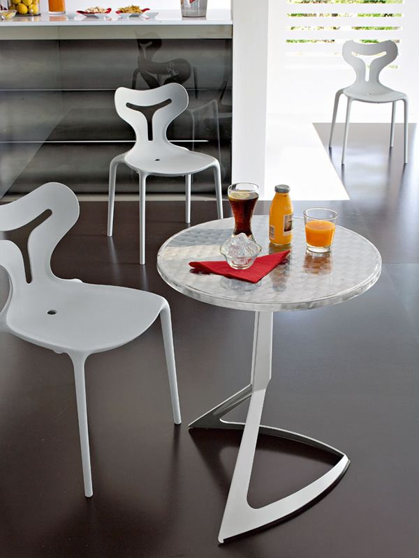 cb1042 area51 stackable chair made of polypropylene optic white colour also for garden - Scaun Area51 CONNUBIA